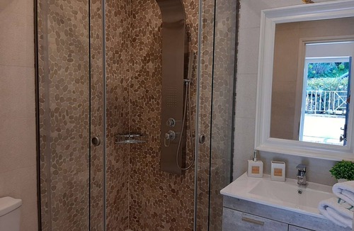 Apraos Villa | Imerolia beach villa in Kassiopi Corfu
