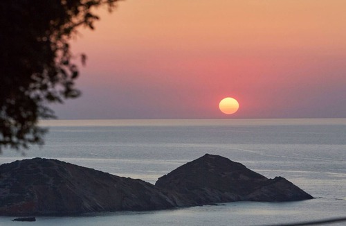 Drosia House | in Geropotamos mit Sonnenterrasse by Interhome