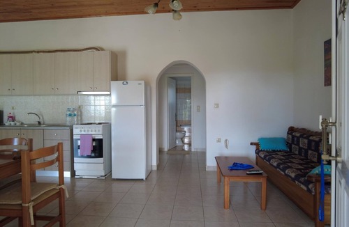 Chalikounas House | In the middle of nature! holiday home in calm neighborhood, wifi | Halikounas, C