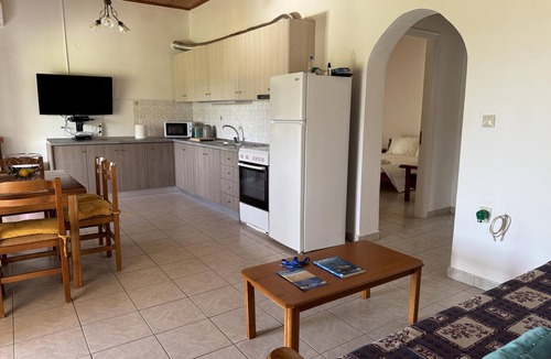 Chalikounas House | In the middle of nature! holiday home in calm neighborhood, wifi | Halikounas, C
