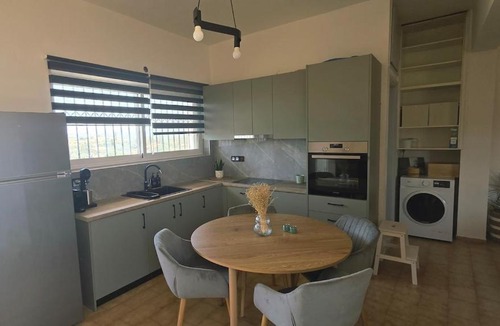 Minoa Pediada House | Infinity Green House at Kastelli Airport