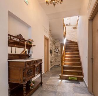 Ermoupoli House | Irene Studios