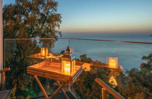 Pentati Villa | Irida sunset