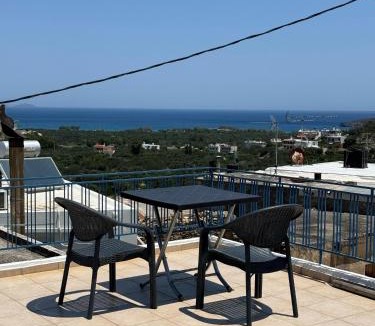 Kalo Chorio Apartment | iris house