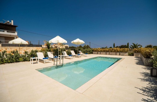 Kounoupidiana House | Iris - Vacation house with private pool in Kounoupidiana, Crete