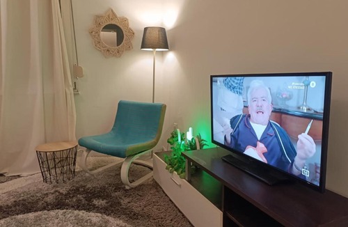 Agios Pavlos Apartment | Isalos Trykonos Garden Thessaloniki - Central Oasis with free parking