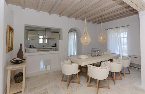 Houlakia Villa | ISholidays Mykonos Villa Crystal