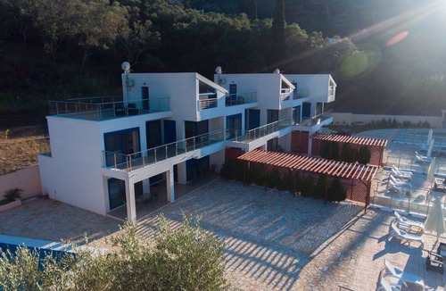 Agia Pelagia Chlomou Villa | Jackson Villas