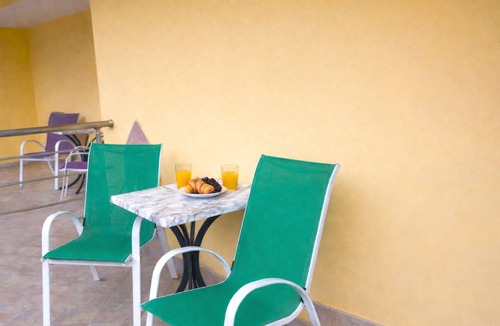 Elassona Condo | Jayne’s Rooms - Mountain View Stay in Elassona