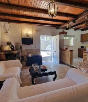 Agios Matthaios House | Joanna-Thanos beachfront holiday home