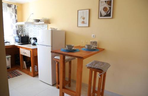 Marmari Apartment | Joy's Houses