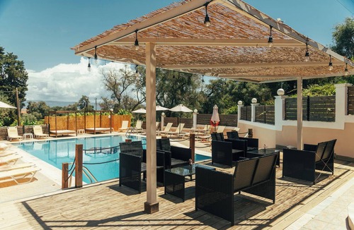 Kavos Bed & Breakfast | Kalypso Studios