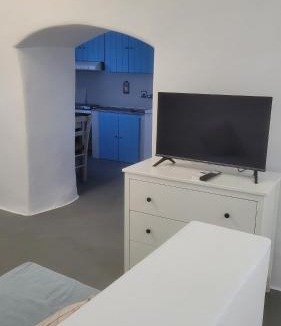 Aroniadika Apartment | Kamaraki Grande Aroniadika