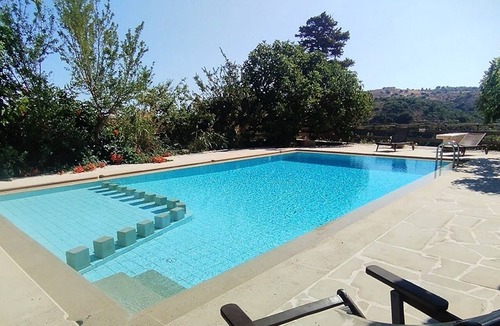 Maheri House | Kamares secluded villa with private pool