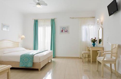 Platis Gialos Hotel | Kamari Hotel