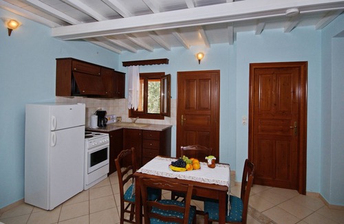 Votsi Villa | Kamelia Villa 4 in Alonissos