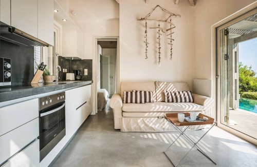 Skala Villa | Kaminia Cottage - One Bedroom Villa, Sleeps 2