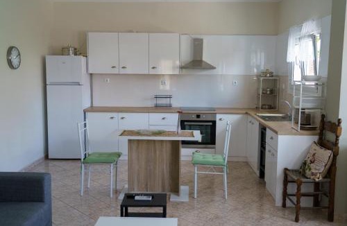 Fanari Apartment | Kanalaki Peaceful Haven - Your Cozy Retreat