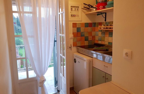 Vatos House | Kapella Apartments