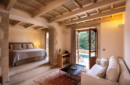 Kapsaliana Hotel | Kapsaliana Village Hotel