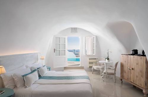 Oia Hotel | Katikies Santorini – Gea House – The Leading Hotels of the World