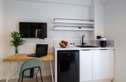 Kalamata Marina Apartment | KEDL Junior Suites 302