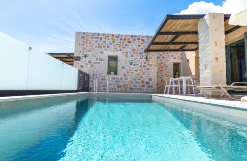 Kefalas House | Kefalas Luxury Villas Stavlos with Private Pool