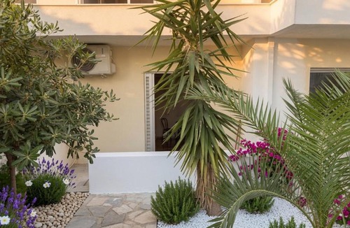 Kineta Apartment | Kineta Prime Suites No8