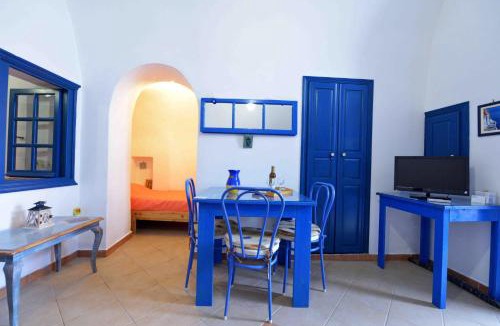 Episkopi Gonias House | Kleo's Guesthouse