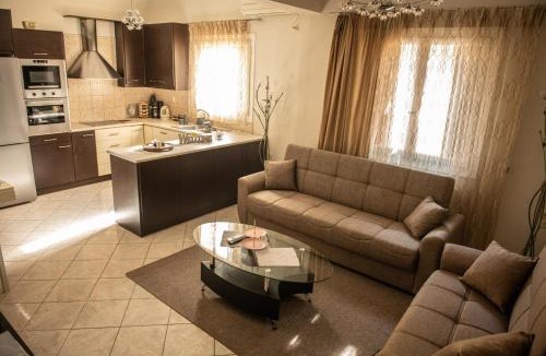 Mytilene Apartment | Konstan'shouse