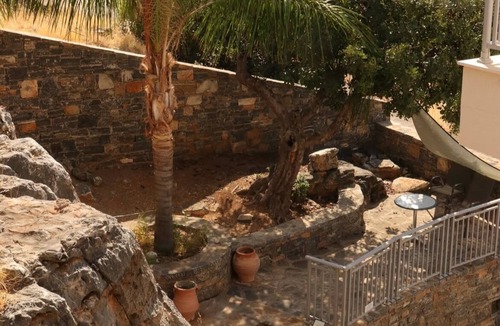 Mavrikiano Apartment | Korinthos Apartement - with great view, pet friendly, exclusive garden use