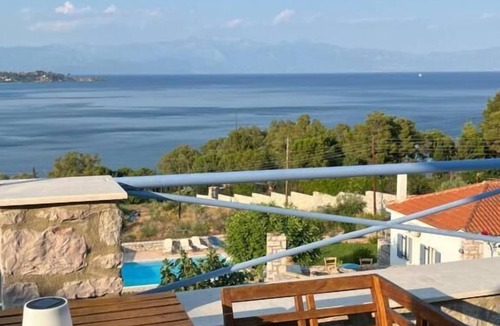 Pylos-Nestoras Apartment | Koroni Akrita Residence, Sfaktiria Pooliside Nest