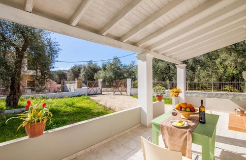 Kato Korakiana House | Koutroulo's Private Cottage