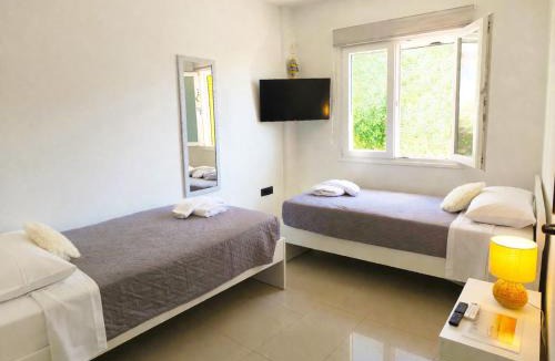 Sinarades House | La Casa di Kosta - Kontogialos Beach