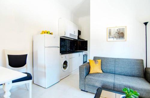 Ayios Kirikos Apartment | La MAISON di Angelo STUDIO