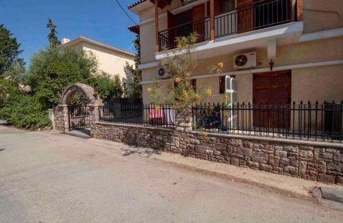Mavrovouni Apartment | Laconian Collection #Mavrovouni By the Sea#
