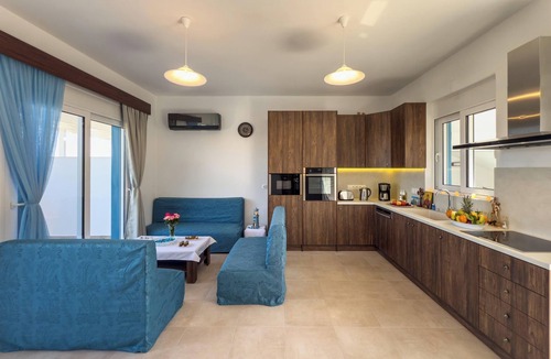 Archangelos House | Laftira's Sea View Home
