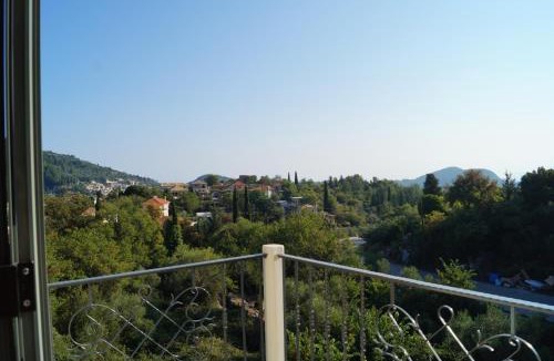 Drimonas Apartment | Lagkada Suites