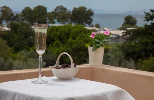 Lagonissi Villa | Lagonisi Beach Villa