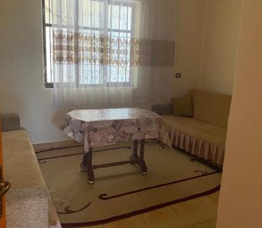 Udenisht House | Lakeside Rental