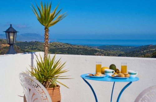 Argyroupoli Apartment | Lappa Apartments Studio with Private Yard - Village