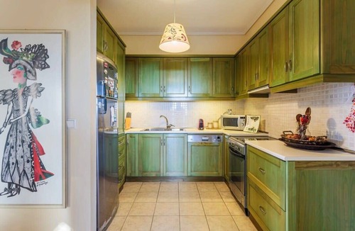 Riglia Villa | Lavender Garden Retreat - Secluded Seaside Getaway