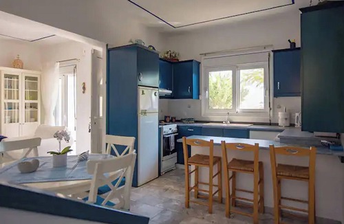 Stegna House | Le Petit Refuge 2 Floor Maisonette with Seaview