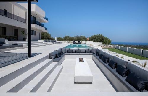 Kirianna Villa | LeEva Oasis Villa