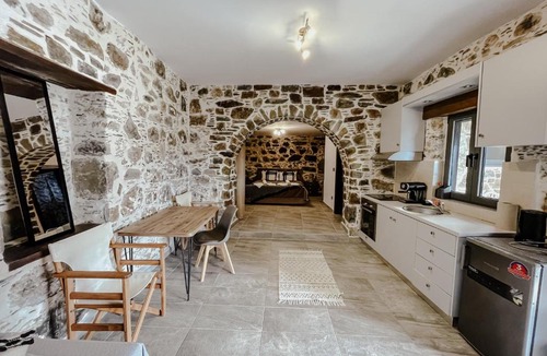 Livadia Apartment | Lefteris Rooms