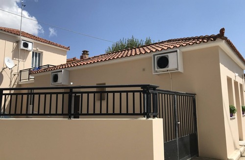 Atsiki House | Legacy House at the Square, Beaches/Boat excursions 5-25 min away