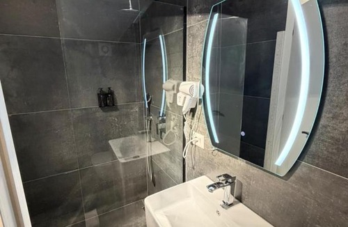 Kashar Hotel | Leon Hotel