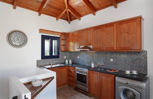 Kavallos Villa | Linda's Villa In Unrivalled Position In Kournas