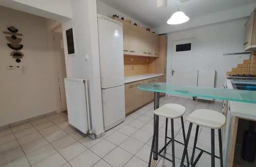 Karlovassi Apartment | Little Citrus Yard