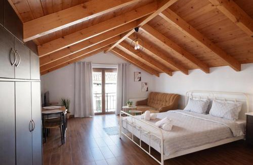 Ioannina Town Centre Apartment | LittleLoft Ioannina